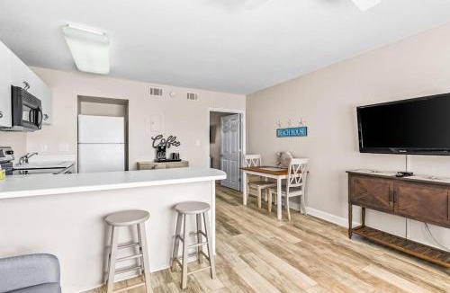 Fort Walton Beach House | Tropical Isle #205