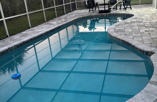 South Venice Apartment | Tropical Venice Suite Heated Pool Pet-Friendly