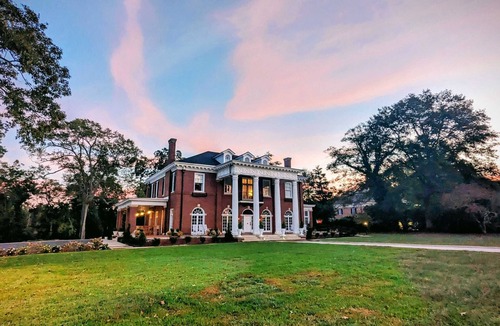 LaGrange Apartment | Truitt Vanderbilt Mansion-4 luxury suites