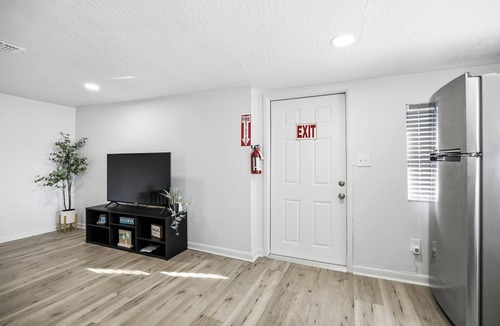 Flagler Beach Apartment | TT Flagler Breeze 1 - Steps from the sea