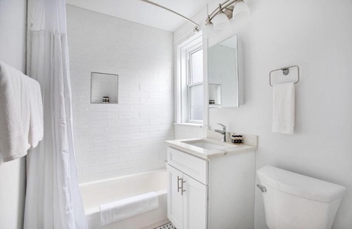 Harsimus Cove Apartment | TwinCity 2BD-1BTH Apartment Minutes Away from Manhattan NYC