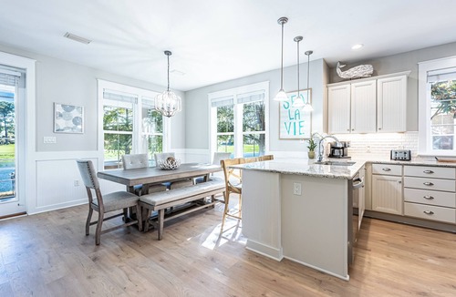 Laurel Grove House | Two Golf Carts ~ Lake & Golf Course Views