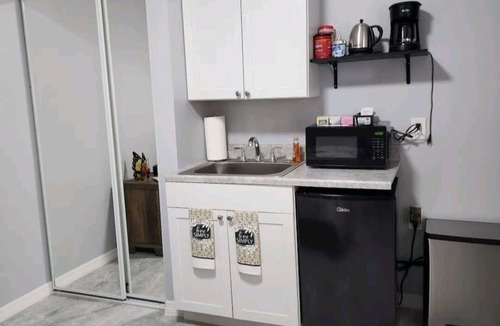 Orlando Apartment | UCF, Comfort Quiet Place To Stay Orlando, Central Florida 30 min. from Disney