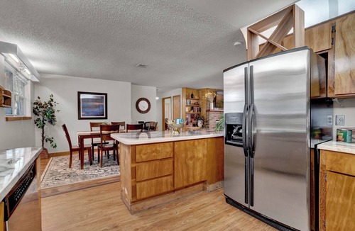 Eustis House | Uhost AI | Sleeps 15 Firepit Game Haven
