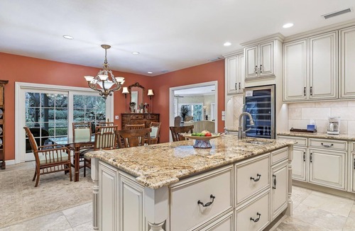 Lake Wales House | Ultra Private Central Florida Luxury Home with Pool