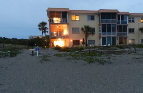 Siesta Key Condo | Unit 101a - Walkout beachfront coastal contemporary corner unit & endless views