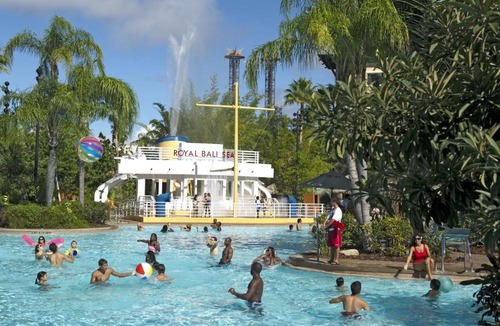 Florida Center Resort | Universal's Loews Royal Pacific Resort