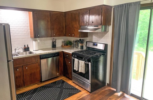 Grand Rapids House | Updated 2BR Gem: Near Downtown, Eastown, and EGR!