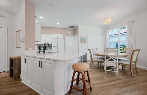 West Kissimmee House | Updated 3BR Disney-Area Pool Home | Private Screened Pool | Peaceful Davenport