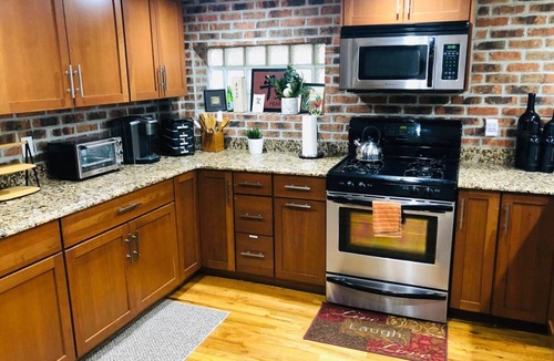 North Bergen Condo | UPDATED Amazing Bi -Level Condo minutes from water views of New York City.