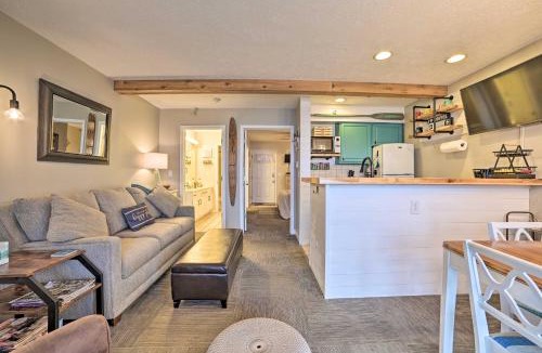 Onekama House | Updated Onekama Resort Condo on Portage Lake!