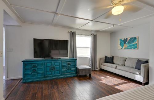New Port Richey Apartment | Updated Studio 1 Mi to Dtwn NPR & Cotee River!