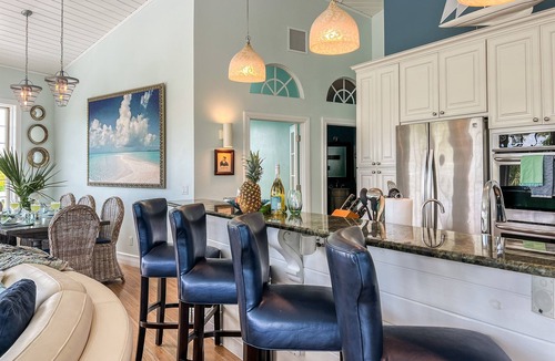 North Captiva House | Upper Captiva-Pool w/Waterfall & Swing Bar, Bikes