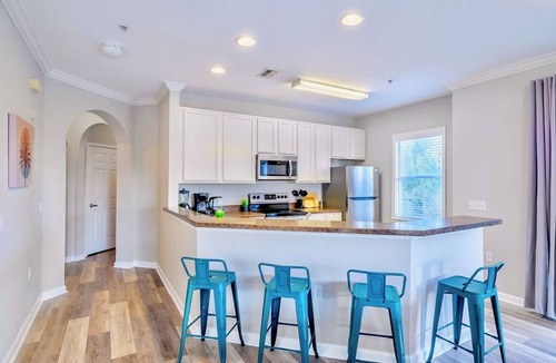 West Kissimmee Apartment | Upstay Condo Near Disney w Pool & Sauna