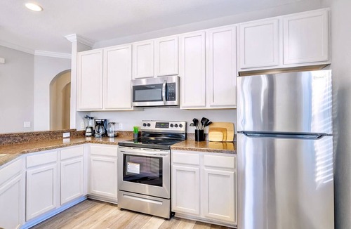 West Kissimmee Apartment | Upstay Condo Near Disney w Pool & Sauna