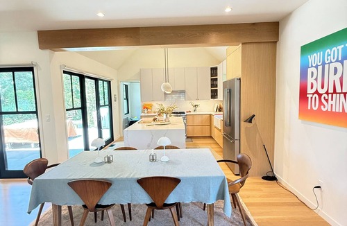 East Hampton North House | US Open Golf Championship Rental - modern 4-bedroom house in serene East Hampton