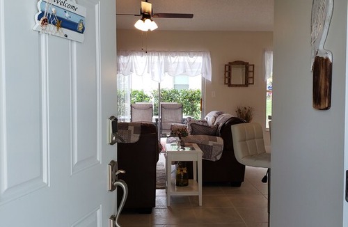 Greater Groves House | Vacation Home Near Disney World, Universal and Sea World