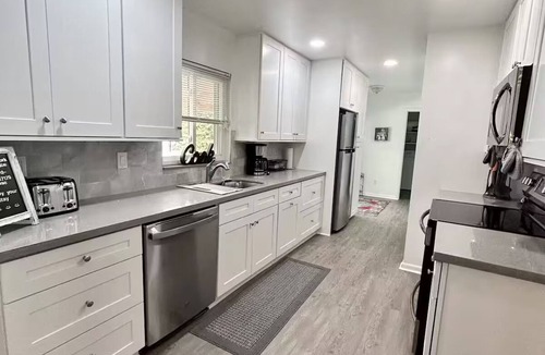 Gainesville House | Vacation home, Pool, Gazebo, yard. Entire home in Gainesville, Florida