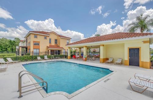 Windwood Bay House | Vacation Home with Private Guest Suite Near Disney