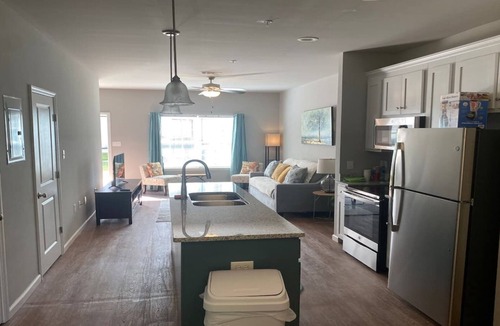 Valdosta House | Valdosta Oasis: 2BR 2.5 BA near Down Town and VSU
