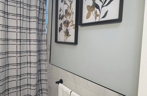 Miramar House | Vanney’s Home near hard rock stadium