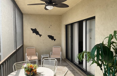 Venice Condo | Venice 2 BDR condo. Available: Summer Rates. Long terms ok.