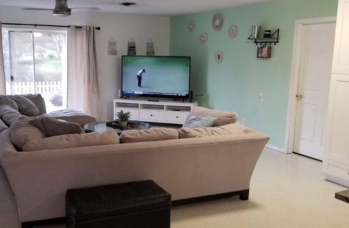 Venice Gardens House | VENICE HOME 1/2 MILE FROM THE ISLAND