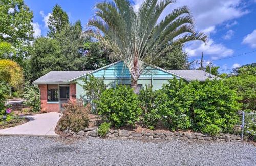 Rockledge Homes House | Vibrant Rockledge Home ~ 2 Mi to Cocoa Village!