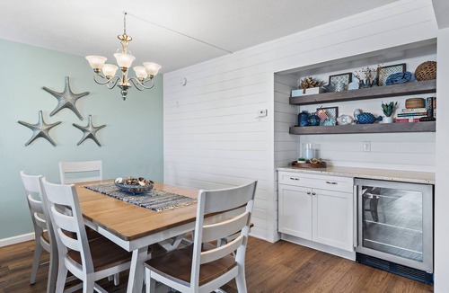 Holiday Isle Condo | 🌴Views~Pool~Tennis~2BR Hol Surf & Racquet Club 710