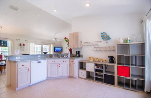 Inverness House | Villa Bettina: 2 bedroom/2 bathroom with pool