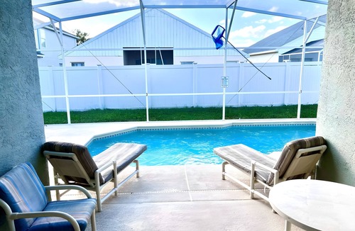 Chatham Park House | Villa Brittany | Private Pool Close to Disney