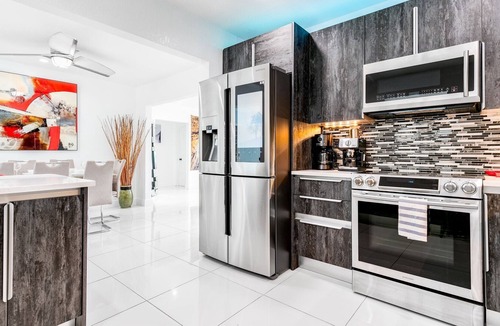 Lake Clarke Shores Villa | Villa d'Este Palm Beach
