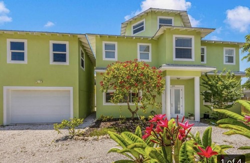 Anna Maria Villa | Villa Rozafa Cozy,spacious,walking distance from downtown white sandy beach.