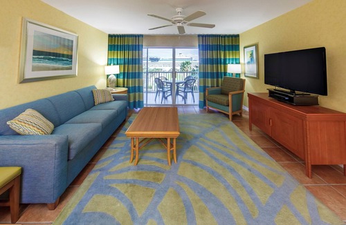 Harbor Heights Villa | Villa w/On-Site Pool, Water Park + Water Slide!