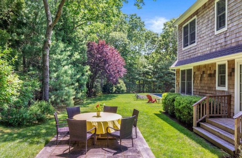 East Hampton North House | Village Fringe Hideaway