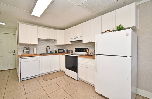 Clermont Condo | Visiting Family, Lakes, Golf, Olympus, the Mouse?