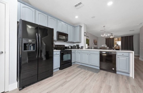 Florida Central Atlantic Coast Villa | Vista Cay 3BR Townhome- Near Universal