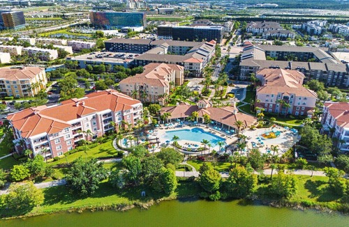 Florida Central Atlantic Coast Condo | Vista Cay at Epic Universe : Luxury 3 bedroom condo