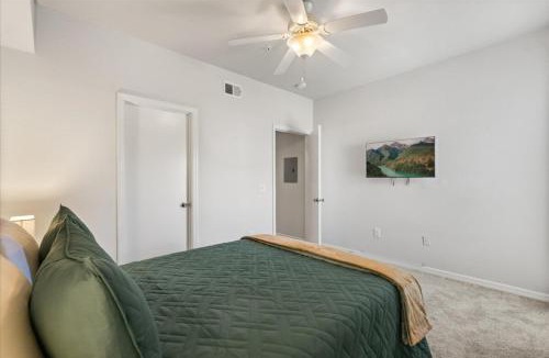 County Line Coalition Apartment | Vista Lagoon Near USF and Moffitt