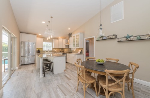 Marco Island House | Walk to beach, restaurants and JW Marriott with private pool. Great amenities.