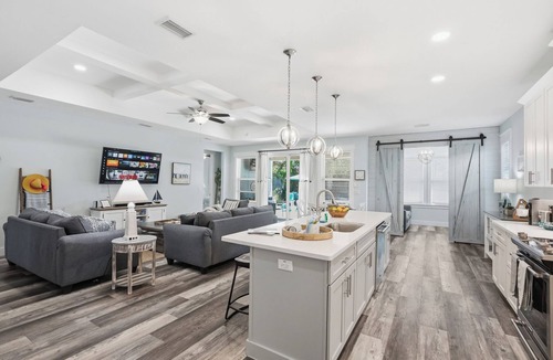 Laguna Beach Estates House | Walk to Beach w Private Pool & Hot Tub | Golf Cart