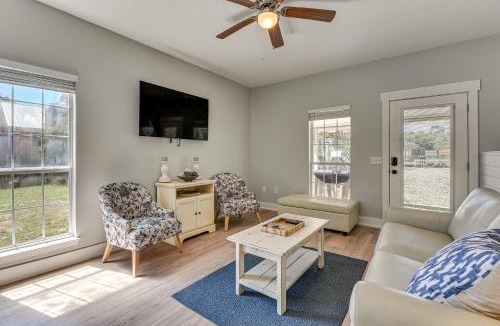 Gulfview Heights Apartment | Walk to Beaches on 30A! Coastal Studio Stay