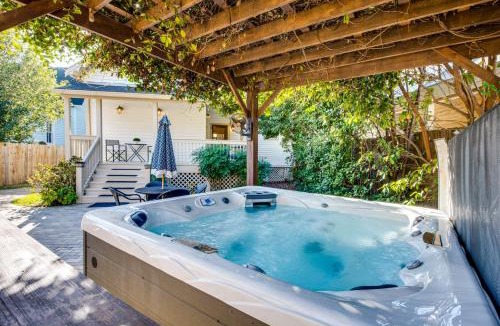 Thomasville House | Walk to Broad St! Family Home in Historic District