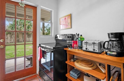 St. Augustine House | Walk to Downtown St. Augustine, Boho Chic Bungalow