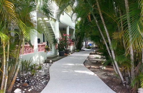 Laurel Apartment | Walk to Nokomis Beach 1-bedroom apartment with AC