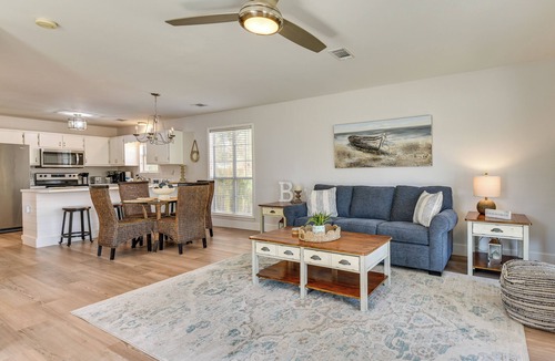 Gulfview Heights House | Walk to Ocean & Eats: Santa Rosa Beach Cottage
