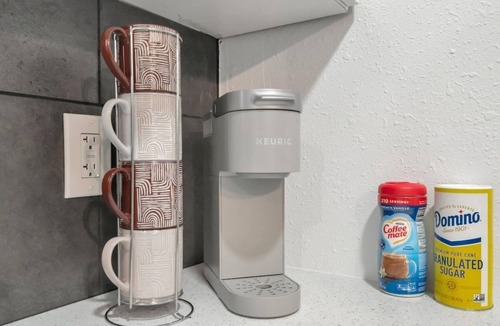 Tampa Apartment | Walk to Stadium, 2 Parking spots, Dog Park, BBQ