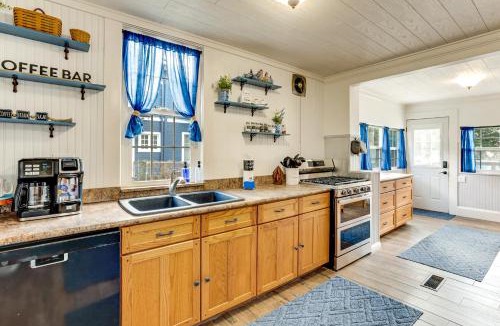 DeLand House | Walk to Stetson and Historic Downtown DeLand!