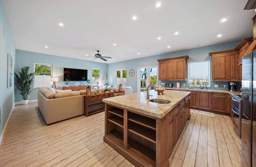 Juno Beach House | Walk to the Beach Luxury 4BR 2.1BA Juno Beach Home