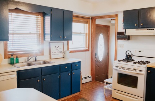 Walloon Lake Cottage | Walk to Walloon Village, Beach & 10 min to Petoskey or Boyne Mountain